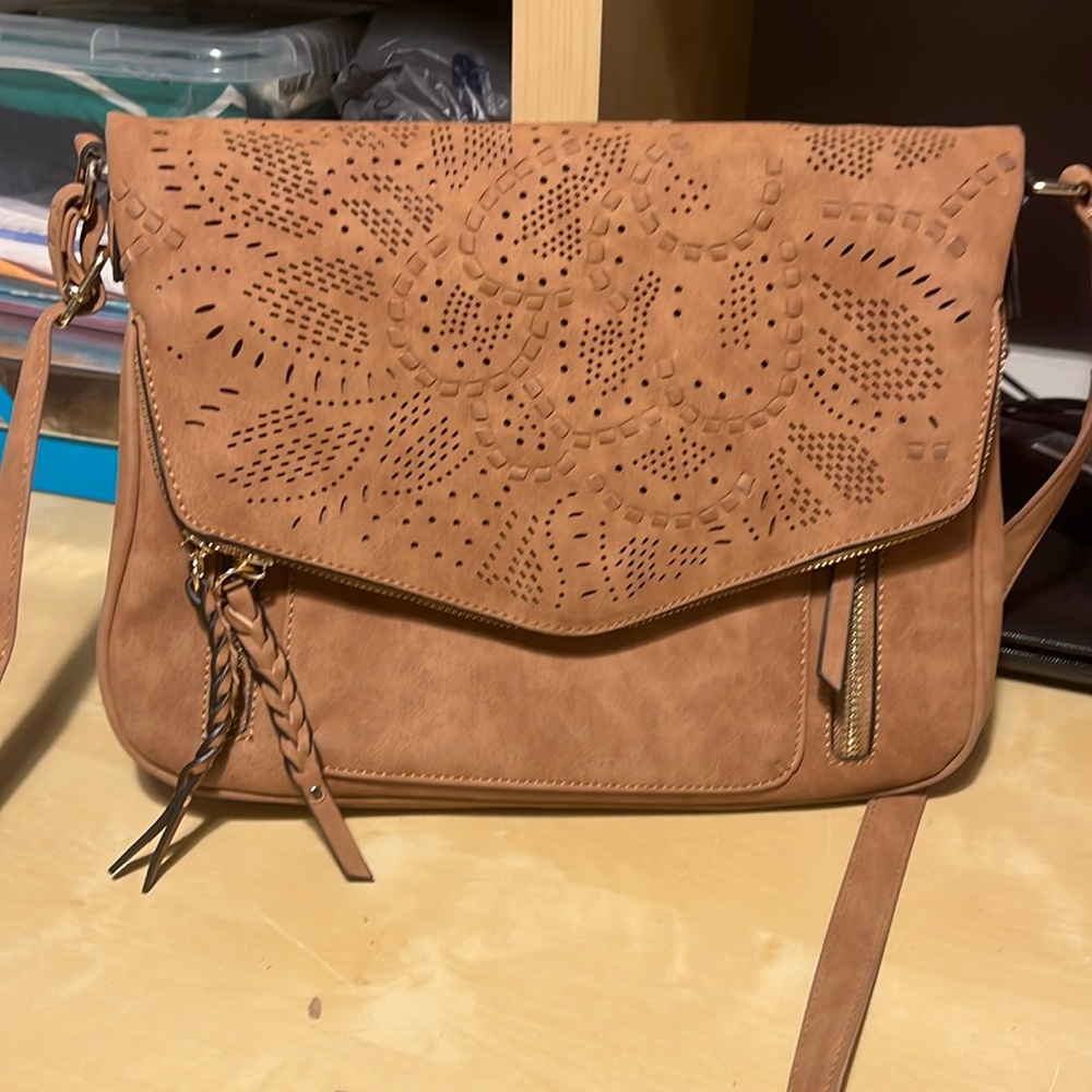 Crossbody purse